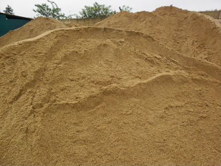 Песок,щебень,перегной,керамзит