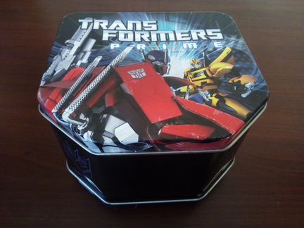 Коллекция карточек transformers prime в коробке