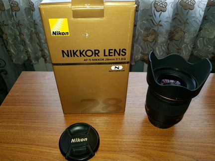 Объектив Nikon