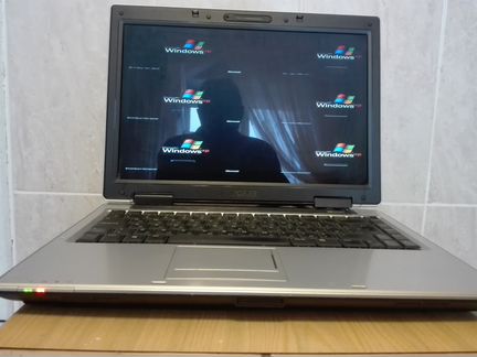Ноутбук 2х ядерный asus A8Sc