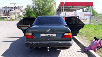 Mercedes-Benz W124 2.6 AT, 1988, седан
