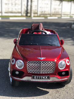 Электpoмобиль Bentley E777KX