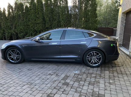 Tesla Model S AT, 2015, 57 000 км