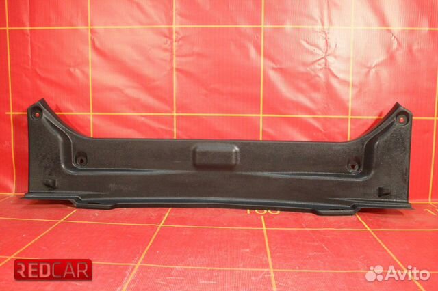 Обшивка задней панели багажника Toyota Camry XV70