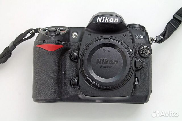 Nikon D200 (только body). Об.аф и мануальный