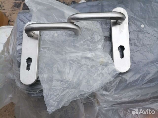 Дверная ручка