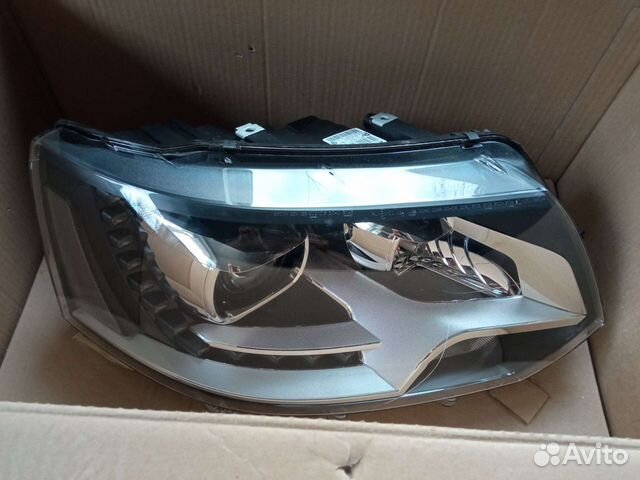 Фара Volkswagen multivan правая