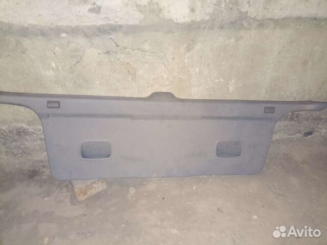 Обшивка 5 двери VW Golf 4