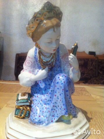 Фарфоровые статуэтки времен СССР