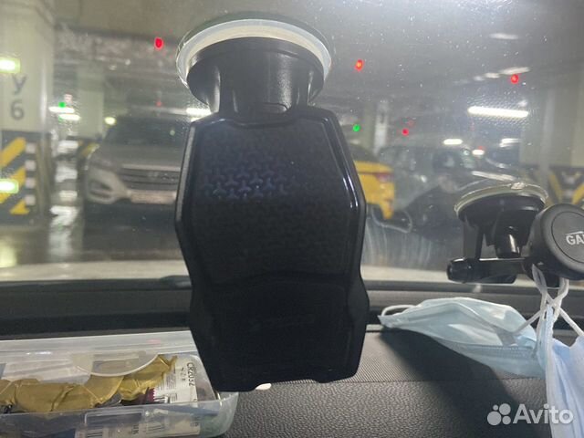 Беспроводная зарядка для автомобиля