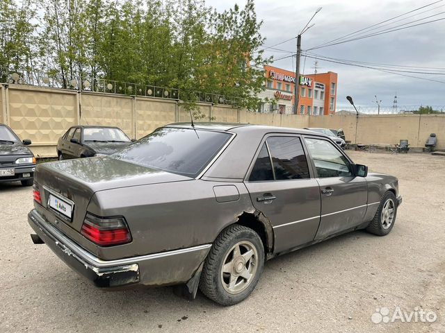 Mercedes-Benz E-класс 2.2 МТ, 1993, 205 266 км