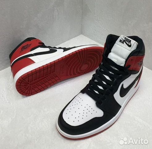 Кроссовки Nike Air Jordan 1