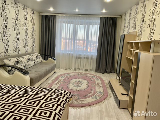 

1-к. квартира, 40 м², 4/10 эт.
