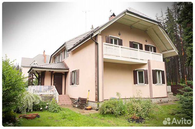 Коттедж 270 м² на участке 10 сот. Коттедж 270 м² на участке 10 сот.