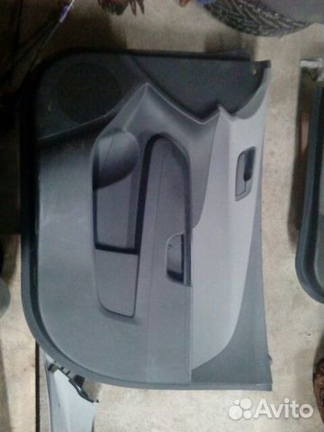 Передняя правая дверная обшивка Chevrolet Aveo Т30