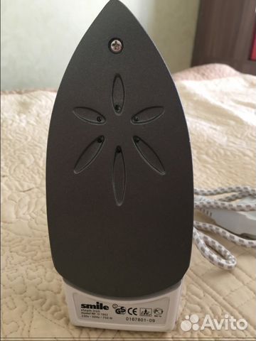 Дорожный утюг Smile SI 1802 Дорожный утюг Smile SI 1802