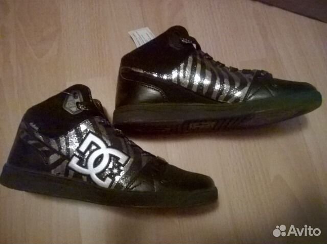 Новые кроссовки DC Shoes