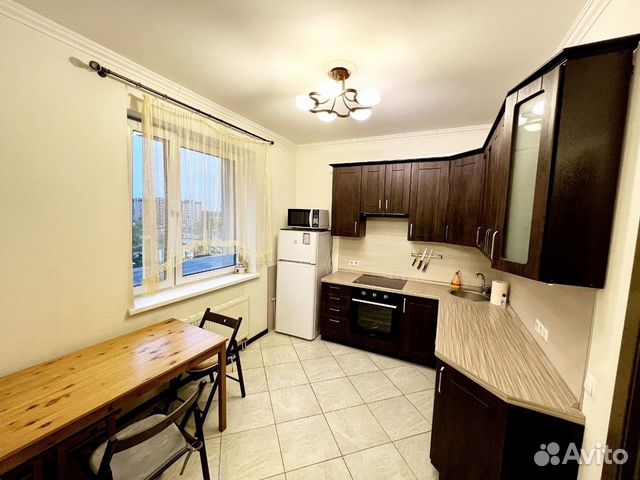

2-к. квартира, 58 м², 4/25 эт.