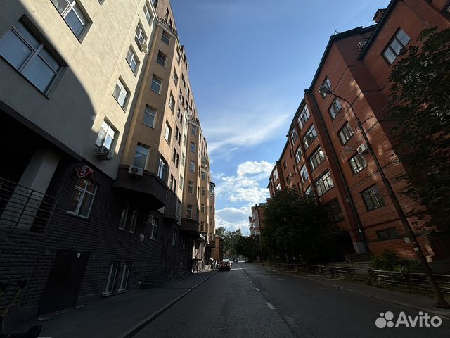 

2-к. квартира, 69,7 м², 6/7 эт.