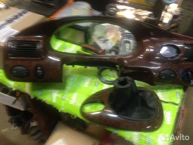 Центральная консоль для Форд Эскорт Центральная консоль для Форд Эскорт