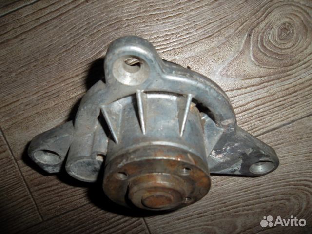 Водяной насос (помпа) audi Volkswagen Skoda Водяной насос (помпа) audi Volkswagen Skoda