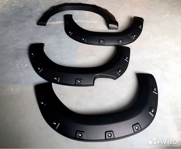 Расширители арок на Toyota Hilux c 2015