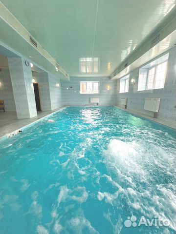 

10-к. и более коттедж, 950 м²