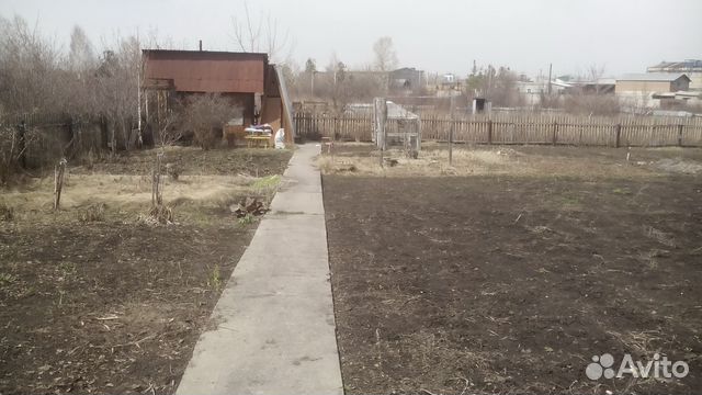 Дача 20 м² на участке 10 сот.