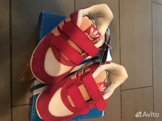 Кроссовки новые zx850 adidas Кроссовки новые zx850 adidas