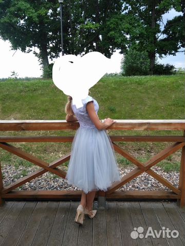 Платье нежно голубого цвета Платье нежно голубого цвета