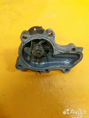 Помпа митсубиси лансер 9 1.6 4g18 mr370803 Помпа митсубиси лансер 9 1.6 4g18 mr370803