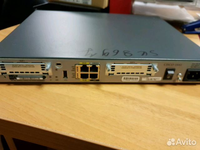 Cisco 1841 маршрутизатор Cisco 1841 маршрутизатор