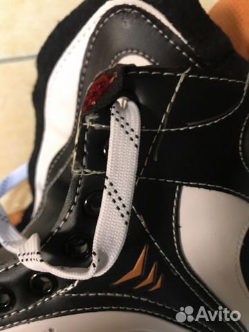 Коньки хоккейные