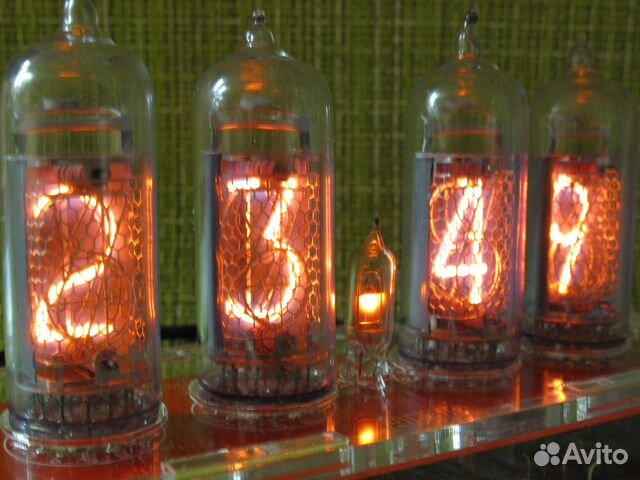 Часы на газоразрядных индикаторах ин-14