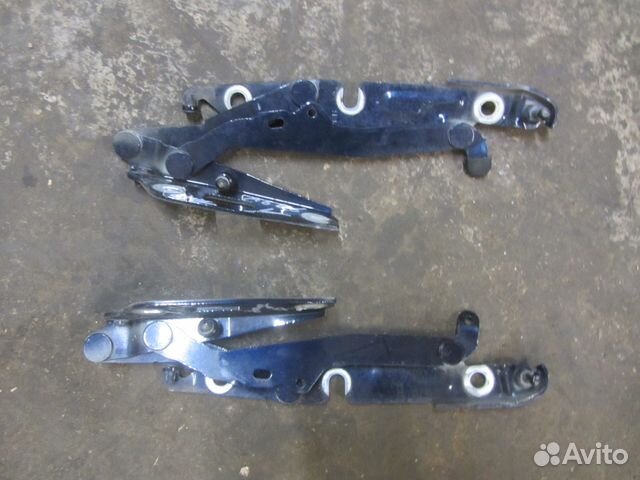 Петля крышки багажника левая правая Audi A6 C6