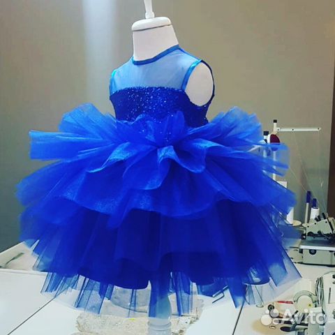 Нарядное платье