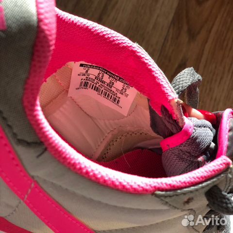 Кроссовки Nike новые, оригинал Кроссовки Nike новые, оригинал