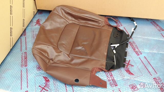 Обивка сиденья Toyota Land Cruiser 200 L