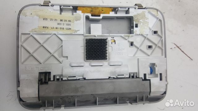 Плафон салонный сзади с зеркалом Mercedes S W221 Плафон салонный сзади с зеркалом Mercedes S W221