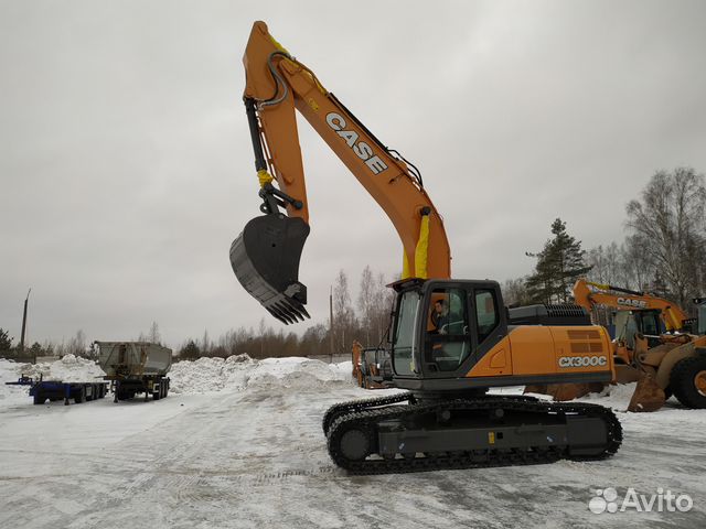 Экскаватор гусеничный case CX300C
