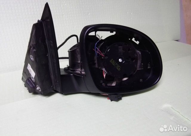 Skoda Yeti зеркало правое 5l0857934