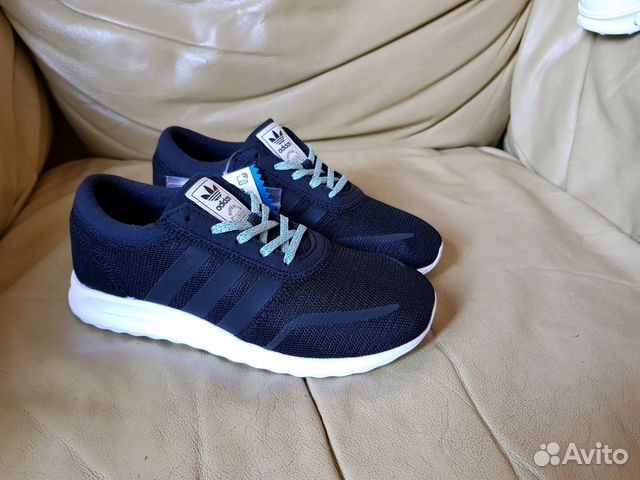 Кроссовки Adidas Los Angeles новые детские 34 и 35 Кроссовки Adidas Los Angeles новые детские 34 и 35