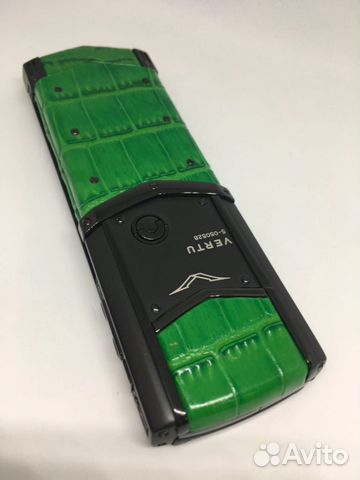 Vertu Signature S Design Emerald Alligator Верту