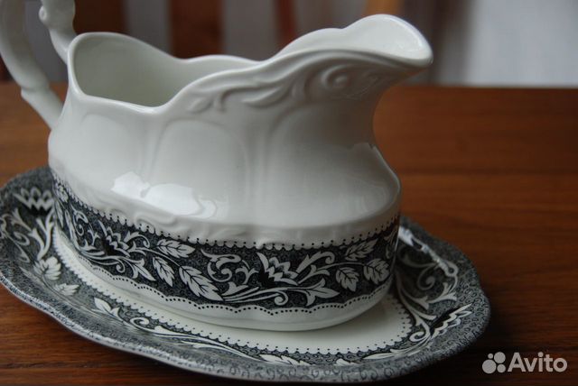 Соусник J & G Meakin Renaissance, Англия Соусник J & G Meakin Renaissance, Англия