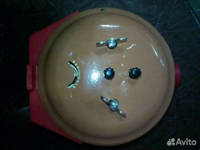 Часы Янтарь с котом леопольдом Часы Янтарь с котом леопольдом