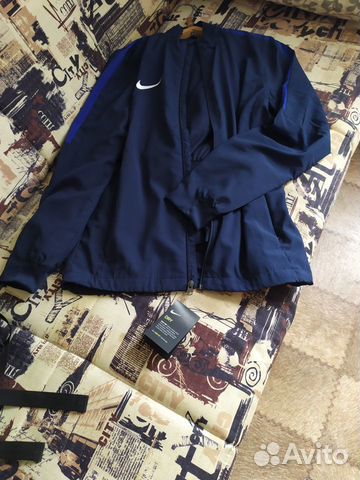 Продается костюм спортивный Nike мужской