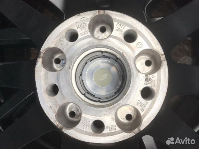 Оригинальные колеса на Mercedes W222 S63 R20 Оригинальные колеса на Mercedes W222 S63 R20