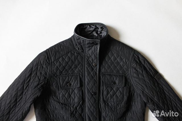 Женская чёрная стёганная куртка Barbour Land Rover