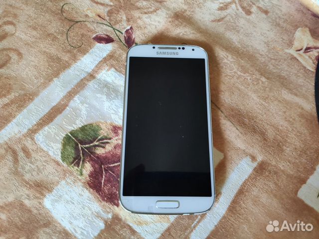 SAMSUNG Galaxy S4