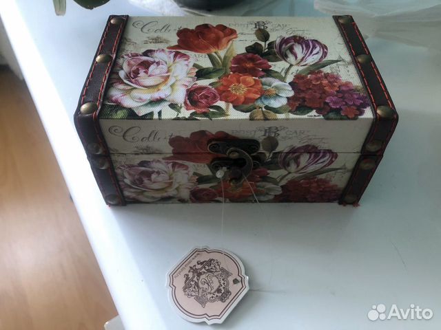 Шкатулка для украшений Шкатулка для украшений